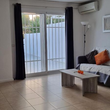 Immaculate And Modern 1 Bedroomed Apartment Denia Exterior photo